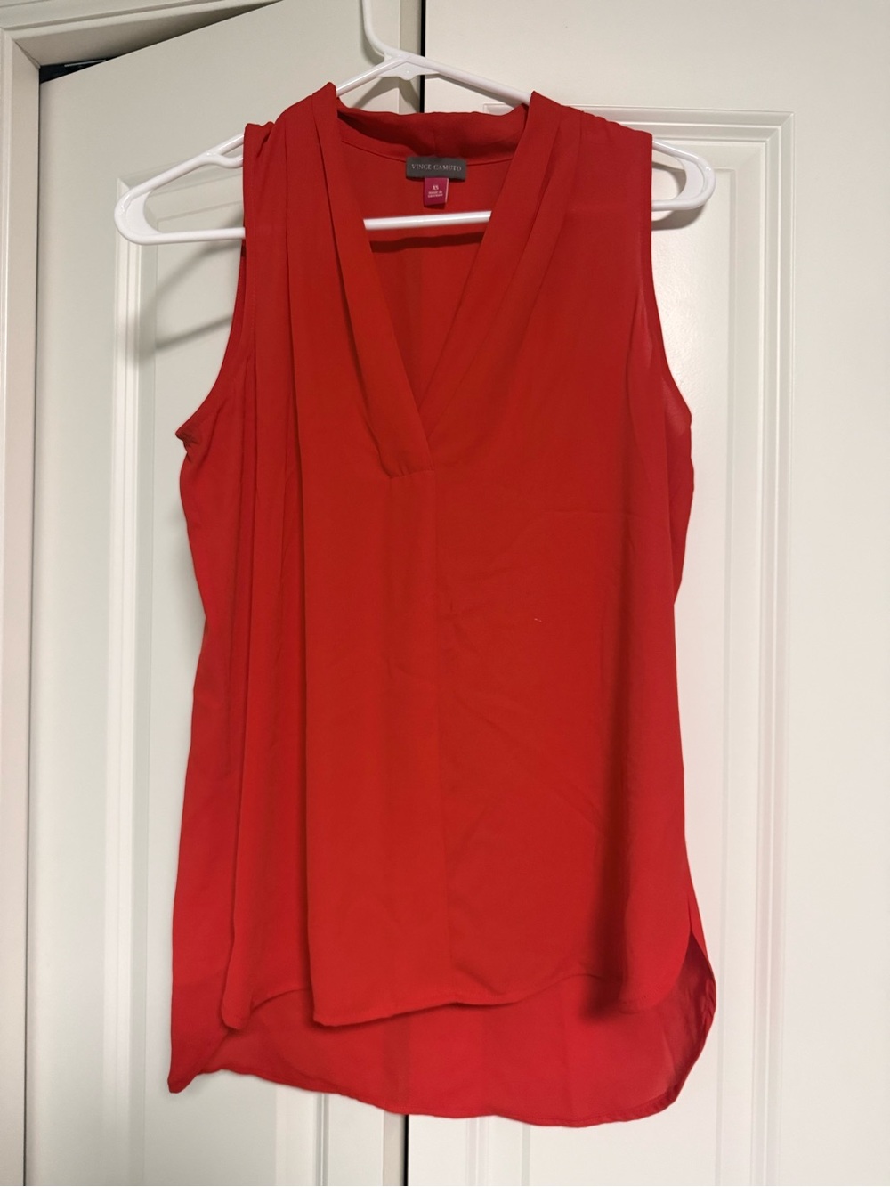 Vince Camuto Red Sleeveless V-Neck